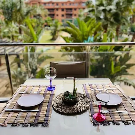 Candela Luxury Apartment *